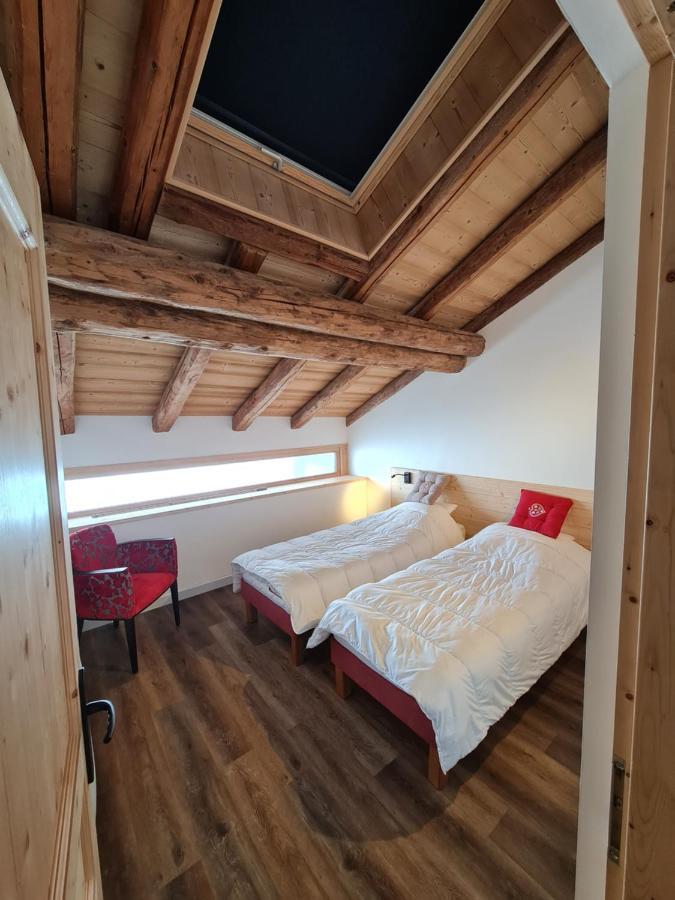 La Maizon Du Bois - Le Haut Appartement De 130 M2 - Le Bas Appartement De 70 M2 拉普拉涅 外观 照片