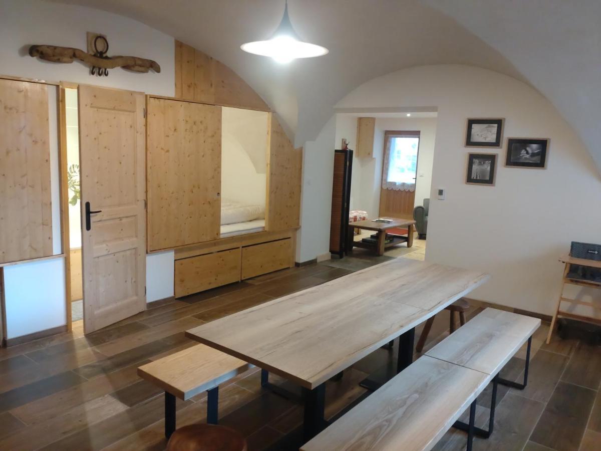 La Maizon Du Bois - Le Haut Appartement De 130 M2 - Le Bas Appartement De 70 M2 拉普拉涅 外观 照片